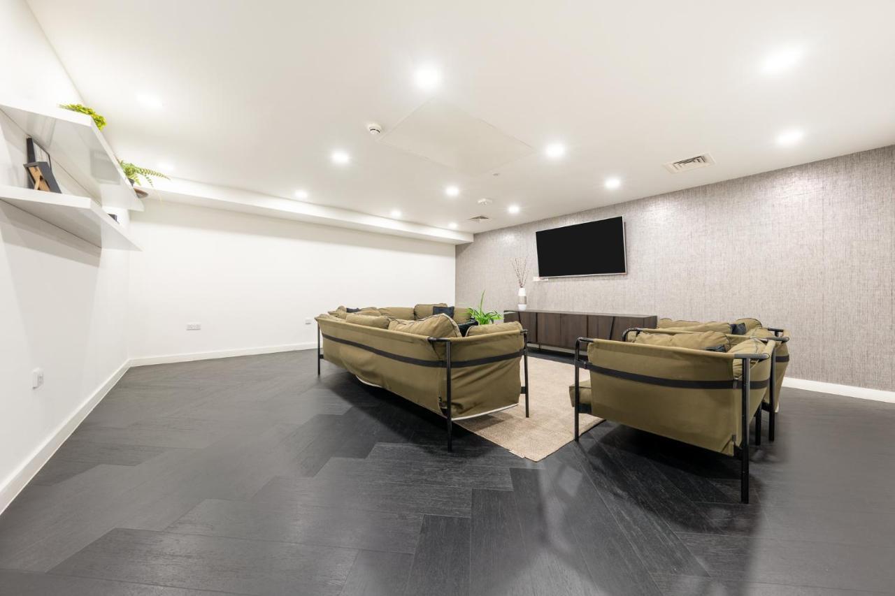 Luxury One Bedroom Serviced Apartment In The Heart Of Bedford Exterior foto